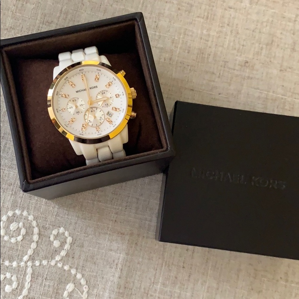 White & gold Michael Kors watch